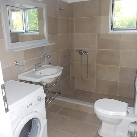 Le Jardin De Temeni Aígio