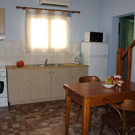 Apartamento Le Jardin De Temeni Égio