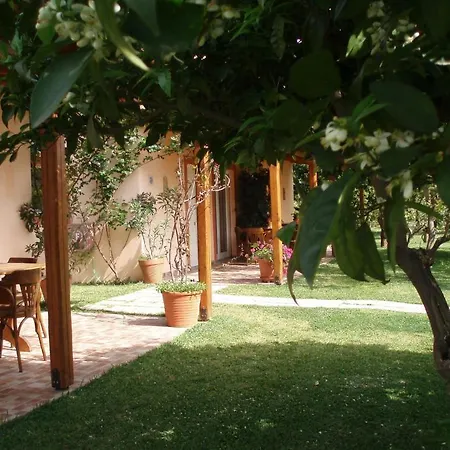 Le Jardin De Temeni Apartment *