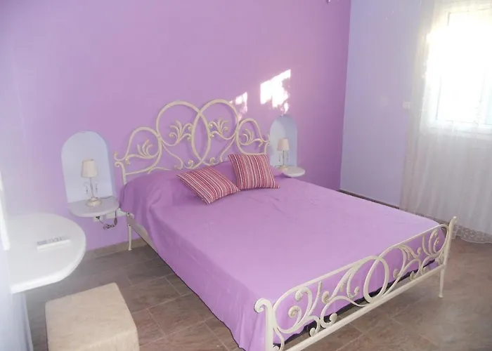 Le Jardin De Temeni Apartamento Égio