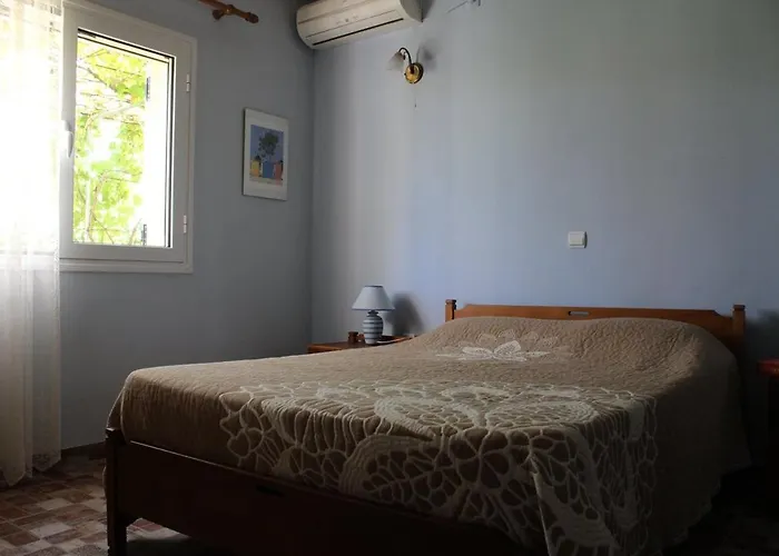 ο κήπος της τέμενης *