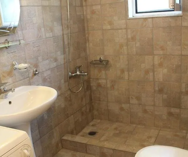 Lägenhet Le Jardin De Temeni